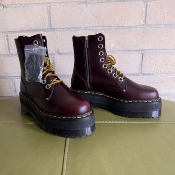Dr. Martens Jadon Max oxblood boot size US W 11 / UK 9 NIB - Picture 1 of 9